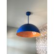 28" Loma, Exterior in 700-Royal Blue, Interior in 495-Sherbet Orange, 18" Stem, Flat Lens | Photo Courtesy of Homeowner
