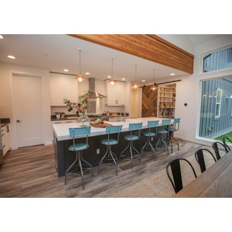 (4) 10" Sinclair, 995-Natural Raw Copper, TBW-Black & White Chevron Twist Cord, 200-White Canopy Finish | Photo Courtesy of Harper & Hicks