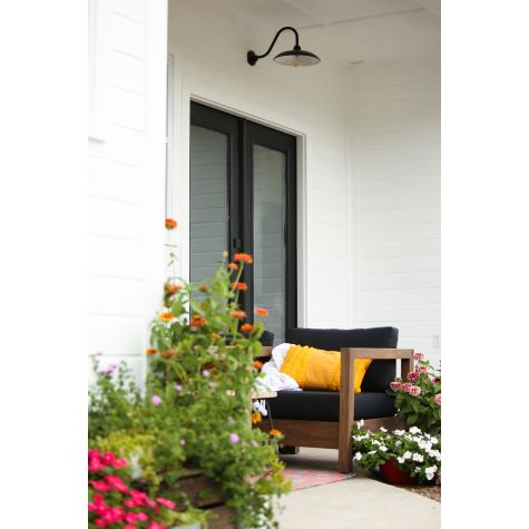 14" Sinclair Gooseneck Light, 100-Black, G11 Gooseneck Arm in a 100-Black Finish | Photo Courtesy of Ashley with Under the Sycamore Blog and Ashley Ann Photography