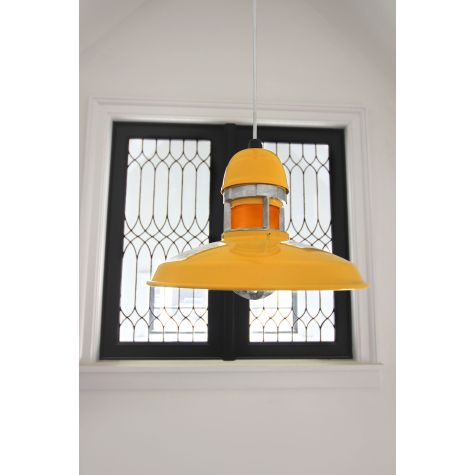 14” Brisbane, Cap,  500-Buttery Yellow, CMG-Grey Cotton, 975-Galvanized Guard Finish, AMB-Amber Glass | Photo Courtesy of Olson Development LLC