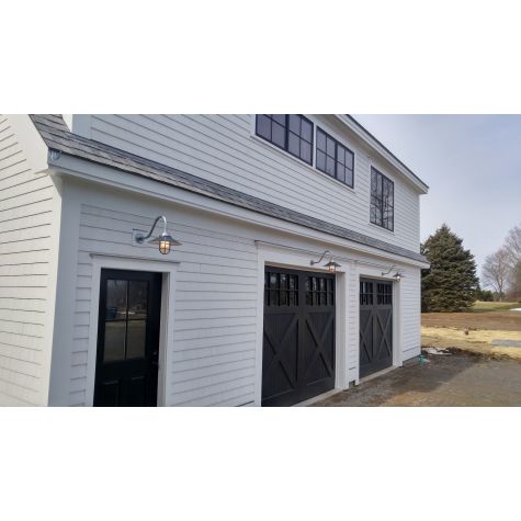 (3) 14” Syracuse, 810-Graphite, TGG-Heavy Duty Cast Guard, 975-Galvanized, FST-Frosted Glass, G15 Gooseneck Arm, 975-Galvanized | Photo Courtesy of Olson Development