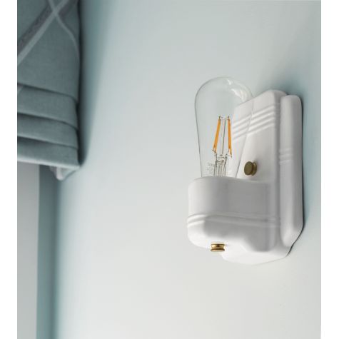 Kao Wall Sconce, 200-White | Michael Kaskel Photography