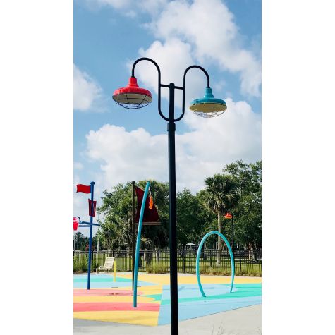 16” Union, 390-Teal & 420-Orange Shades, Double Decorative Post Mount in 100-Black, Smooth Pole | Photo Courtesy of Titusville Splash Pad