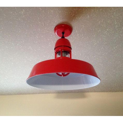 18” Sydney LED, 400-Barn Red, With Cap, Clear Glass, SBK-Standard Black Cord, TGG-Heavy Cast Guard | Photo Courtesy of Right Choice Camps & Catering