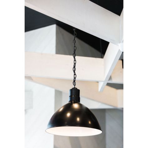 20” Wilcox, 100-Black, 4 ft of Chain in 100-Black with SBK-Standard Black Cord | Photo Courtesy of Janks Design Group, Breka Bakery, Symmetry Lighting and Christine Pienaar Photography