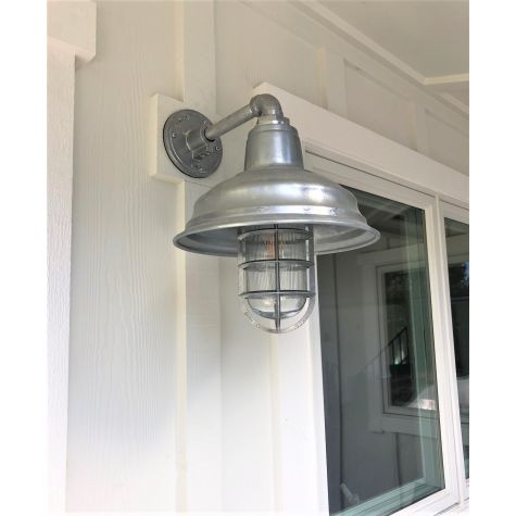 11” Bomber, 975-Galvanized, G3 Gooseneck Arm, Cast Guard & Glass, Ribbed Glass | Photo Courtesy of Homeowner