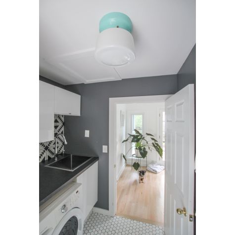 Kao Schoolhouse, Opaque Drum Shade, 370-Mint | Photo Courtesy of Elliott May