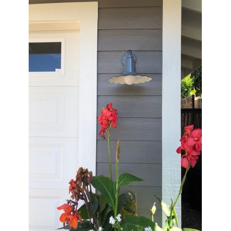 12" Seaside, 850-Porcelain Graphite, G3 Gooseneck Arm | Photo Courtesy of Homeowner