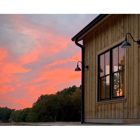 12" Wilcox LED, 100-Black, G15 Gooseneck Arm | Photo Courtesy of Tilted Barn Brewery & Apex Lighting