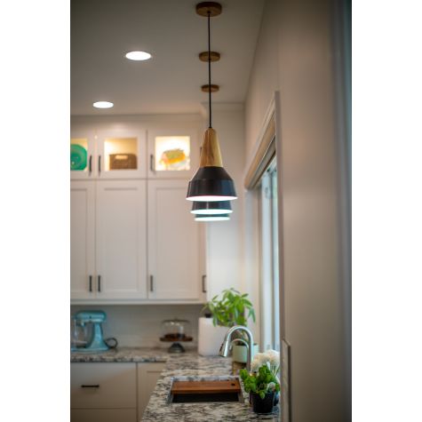 Brunson Wooden Top, 100-Black, Ash Wood Top | Photo Courtesy of Homeowner