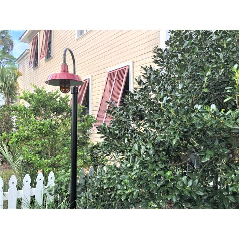 16" The Original™ LED, 400-Barn Red, 10' Smooth Pole, 100-Black, TGG, Amber Glass | Photo Courtesy of Homeowner