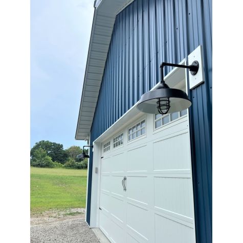 16" Rochester, 100-Black, G35 Arm, CGG, 100-Black, Clear Glass | Photo Courtesy of Homeowner
